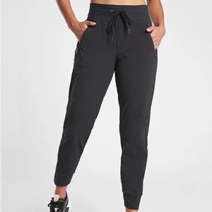 Athleta Trekkie North Jogger